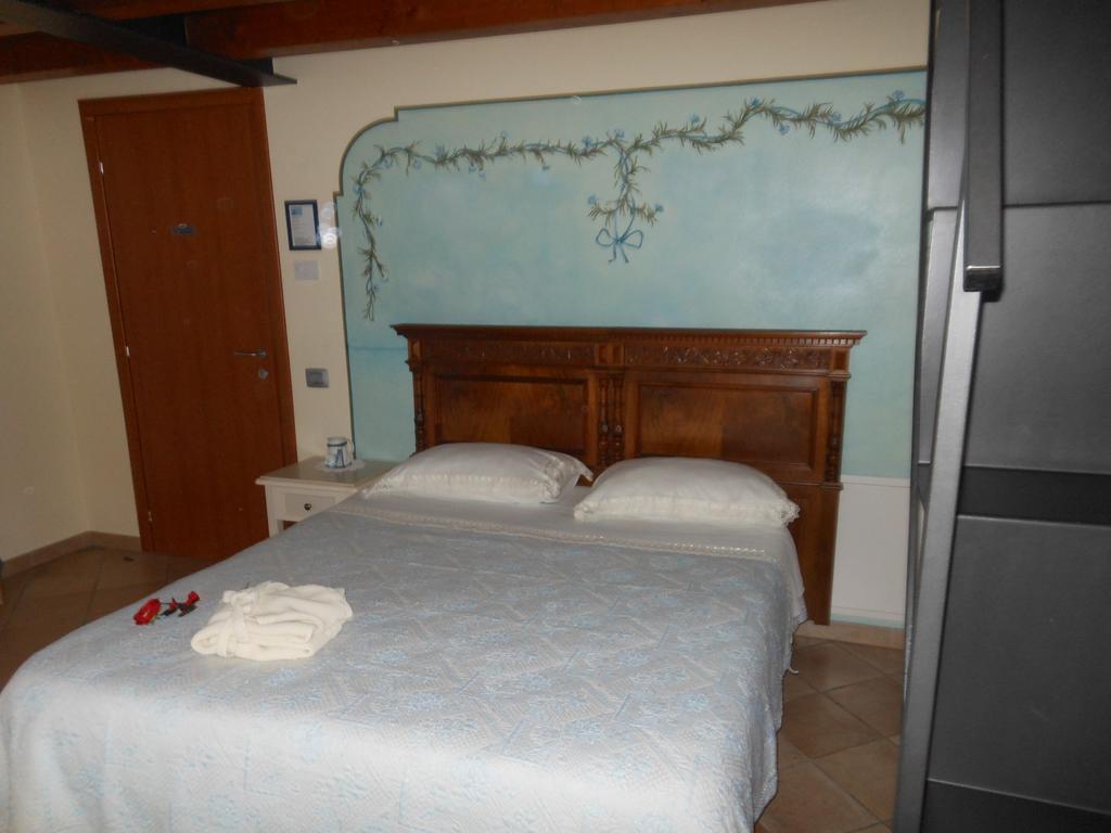 B&B I Fiori Di Marianna Bergamo Bilik gambar
