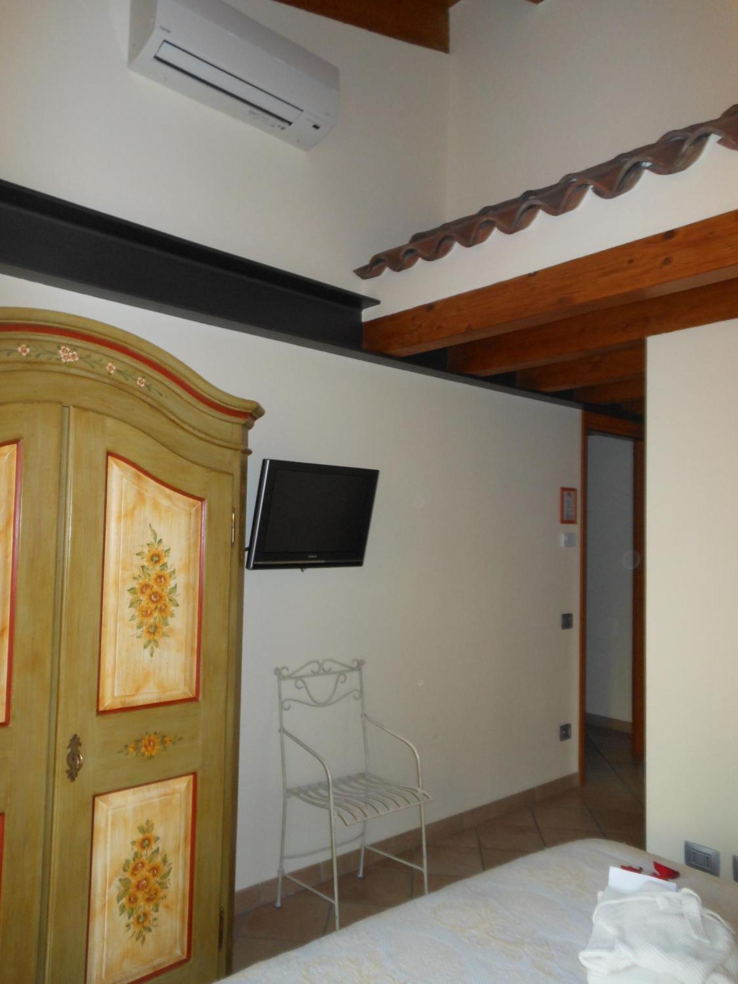 B&B I Fiori Di Marianna Bergamo Bilik gambar