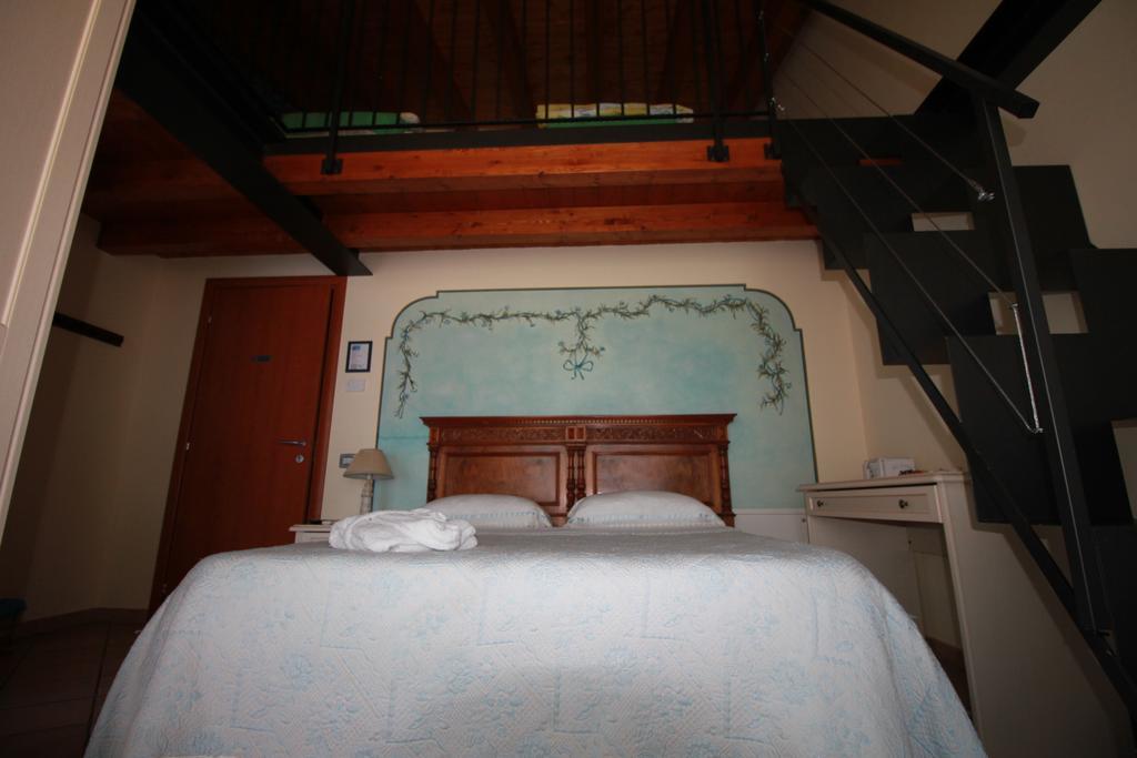 B&B I Fiori Di Marianna Bergamo Luaran gambar